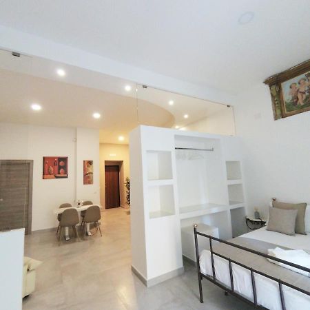 Questo Rinascimento Casa Brigitte 那不勒斯 外观 照片